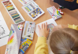 Dzień patriotyzmu w świetlicy szkolnej_praca świetliczaków.