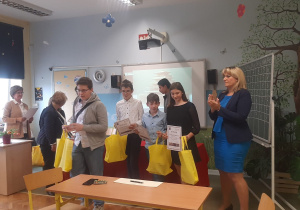 Finał Turnieju Zawodoznawczego_podziękowania i nagrody.