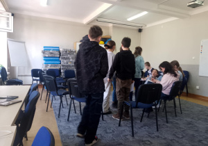 "Jak radzić sobie z emocjami, stresem?"_klasa 6a na zajęciach w poradni.