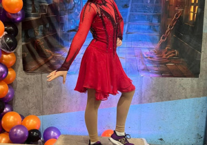 Zawody Halloween Cup w Bydgoszczy_Karina Kvasnevska 19m-ce w klasie srebrnej.