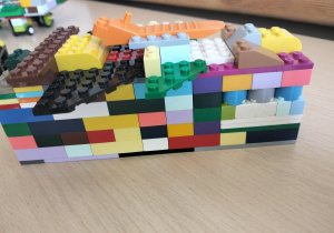Konstrukcje LEGO, czyli kreatywność świetliczaków w roli głównej.