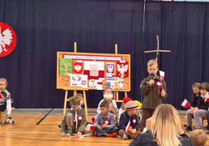 Święto Niepodległości w klasach I-III