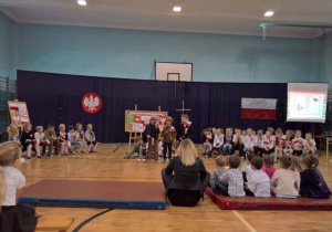 Święto Niepodległości w klasach I-III