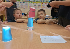 Uważność w formacie 3D, czyli klasa 2a i lekcja koncentracji.