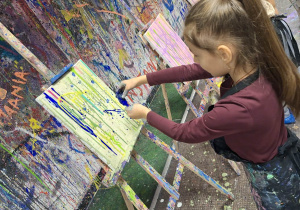 Niezwykła lekcja arteterapii! Klasa 2a w Studio Pana Kleksa.