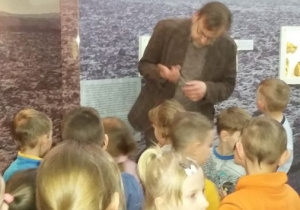 Klasa IIC odwiedza Muzeum Archeologiczne i Etnograficzne