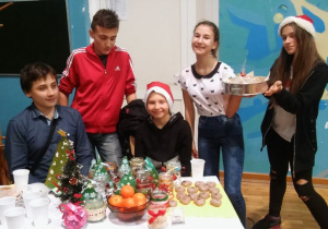 Kiermasz bożonarodzeniowy