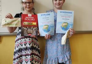 Amelia Olenderek i Sara Grabicka 5a