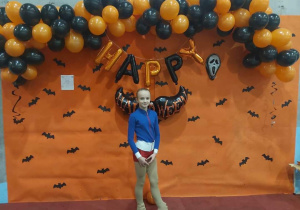 Prezentacja uczestniczki zawodów Halloween CUP