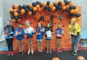 Prezentacja uczestników zawodów Halloween CUP