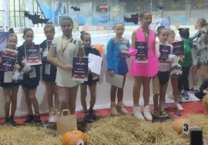 Prezentacja uczestników zawodów Halloween CUP