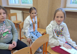 Emocje uczniów klasy 2a po zakupieniu wybranych pozycji książkowych autorki.