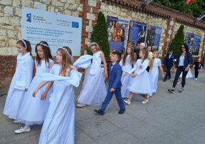 Pielgrzymka dzieci komunijnych na Jasną Górę.