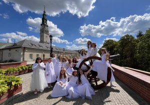 Pielgrzymka dzieci komunijnych na Jasną Górę.