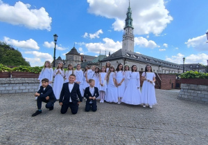 Pielgrzymka dzieci komunijnych na Jasną Górę.