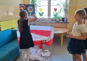 Wybory książki_akcja związana z projektem czytelniczym.