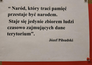 Obchody Dnia Niepodległości w świetlicy szkolnej.