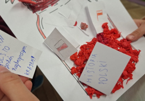 Klasowe obchody Dnia Niepodległości w klasie 3a.