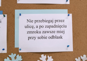 Bezpieczne ferie_zasady bhp widniejące na gazetce tematycznej.