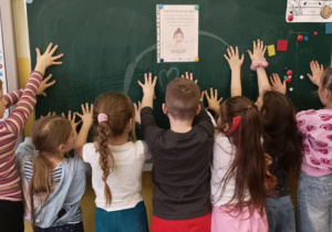 Obchody "Tygodnia Uważności" w świetlicy szkolnej.