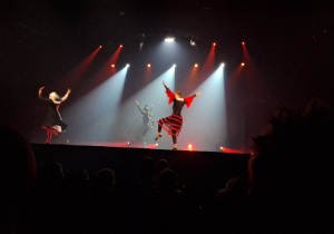 "Prosto z Bajki"_magiczny spektakl w Teatrze V6.