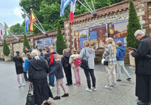 Pielgrzymka dzieci pierwszokomunijnych do Klasztoru Jasnogórskiego.