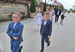 Pielgrzymka dzieci pierwszokomunijnych do Klasztoru Jasnogórskiego.