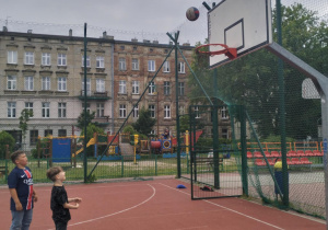 Festyn Zdrowia w świetlicy szkolnej_tematyka aktywności sportowej na powietrzu.