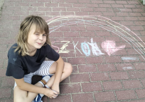 Kilka kadrów z życia naszej świetlicy szkolnej....zabawy na świeżym powietrzu.