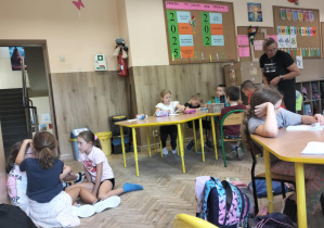 Kilka kadrów z życia naszej świetlicy szkolnej...kreatywne twórczości.