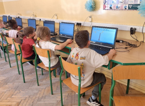 Komputerowy zawrót głowy w klasie 1a.