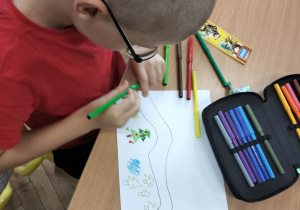 Jesienne inspiracje w świetlicy szkolnej_twórcza praca świetliczaka.