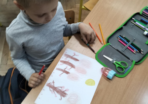 Jesienne inspiracje w świetlicy szkolnej_twórcza praca świetliczaka.