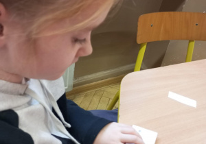 Papier jako twórcze ogniwo_plastycznie w świetlicy szkolnej.