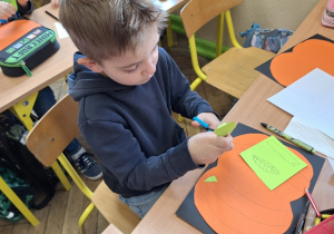 Dyniowy zawrót głowy_motorycznie w klasie 1a.