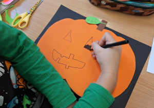 Dyniowy zawrót głowy_motorycznie w klasie 1a.