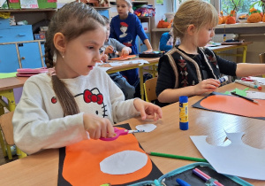 Dyniowy zawrót głowy_motorycznie w klasie 1a.