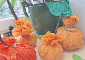 Dyniowy zawrót głowy_motorycznie w klasie 1a.