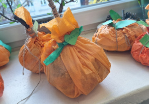 Dyniowy zawrót głowy_motorycznie w klasie 1a.