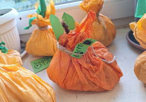 Dyniowy zawrót głowy_motorycznie w klasie 1a.