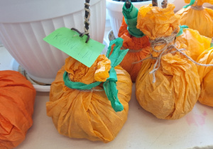 Dyniowy zawrót głowy_motorycznie w klasie 1a.