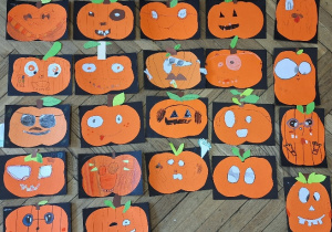 Dyniowy zawrót głowy_motorycznie w klasie 1a.