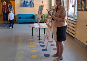 Uroczyste pasowanie pierwszoklasistów na Czytelnika_przemówienie Pani Dyrektor Moniki Siedmiogrodzkiej.