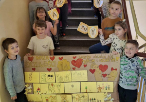 Dzień Życzliwości i Pozdrowień w klasie 1a_Mur Życzliwości.