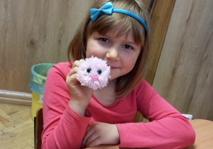 Dzień Pluszowego Misia w świetlicy szkolnej_twórcza praca świetliczaka.