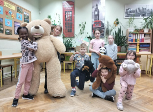 Dzień Pluszowego Misia w świetlicy szkolnej.