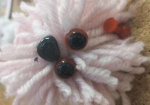 Dzień Pluszowego Misia w świetlicy szkolnej_twórcza praca świetliczaka.