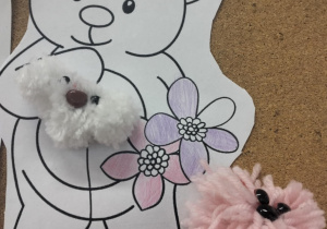 Dzień Pluszowego Misia w świetlicy szkolnej_praca plastyczna.