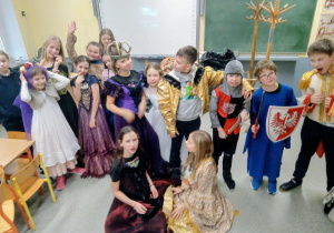 Zjazd Gnieźnieński_scenki w klasie 4a.
