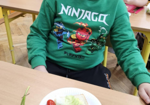 Zdrowe drugie śniadanie w klasie 2b.